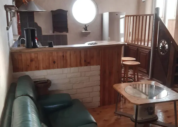 Апартаменты La Chanvriere *